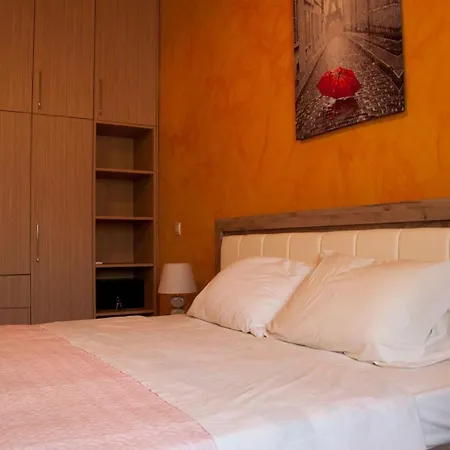 Soureto's House Nyaraló *